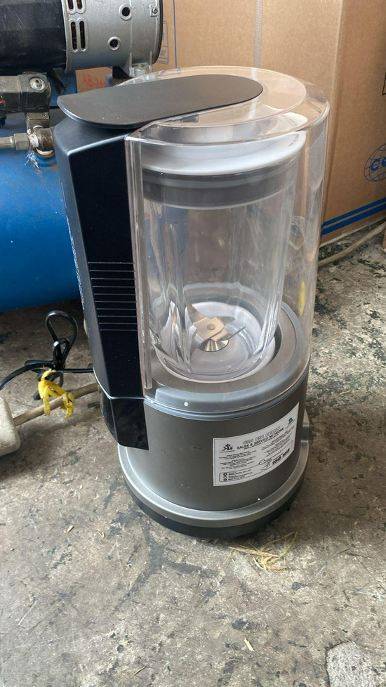 GETRA LY-03 VACUUM HEAVY DUTY BLENDER - BLENDER VAKUM KOMERSIL - JUS BLENDER TEKSTUR LEMBUT TANPA OKSIDASI 