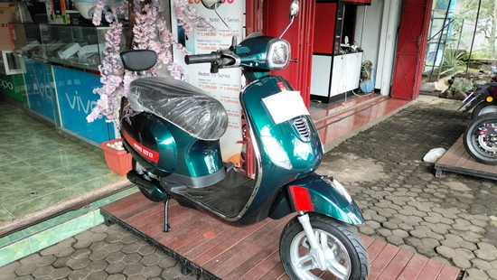 MOTOR LISTRIK VESPA WNS 1200 