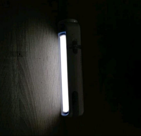 Apa Lampu Emergency Darurat Dengan Fungsi Torch 8 W-3