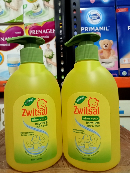 Zwitsal baby Bath Hair & Body Aloe Vera 300ml pump-2