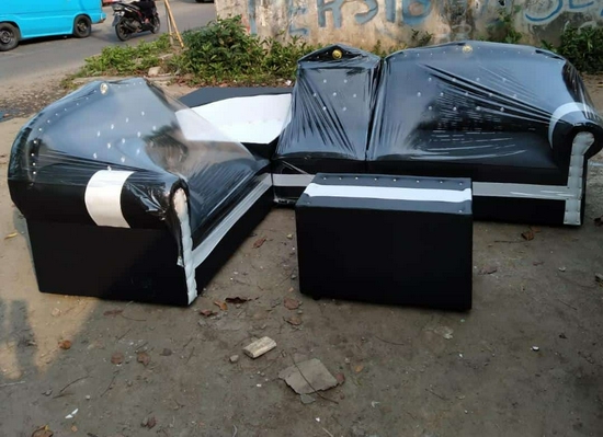 Sofa legent Oscar hitam 