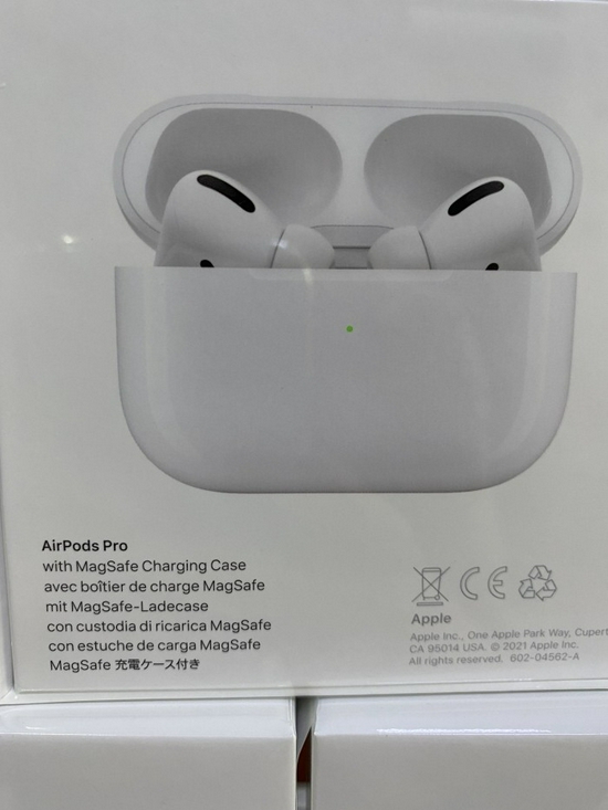 Apple Airpods Pro with Magsafe Case 2021 MLWK3 Garansi Resmi iBox-2