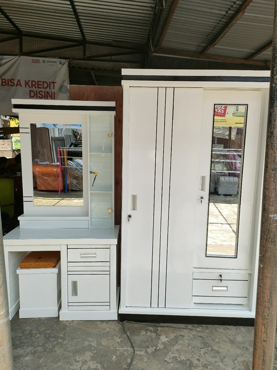 Lemari pakaian 2pintu sliding