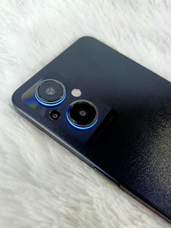 Oppo Reno7 Z 5G - Ram 8GB Rom 128GB - Garansi Resmi -4